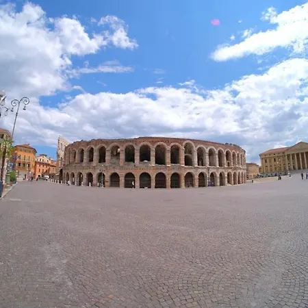 Palazzo Di Giulietta - Juliet's Palace Maison d'hôtes 3*