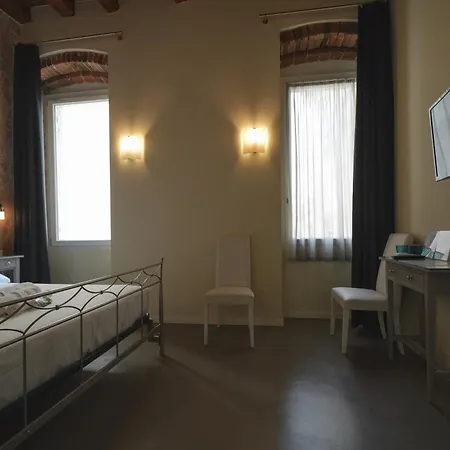 Palazzo Di Giulietta - Juliet's Palace Maison d'hôtes Vérone