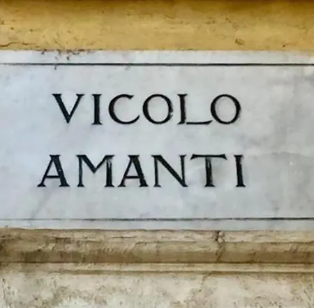Palazzo Di Giulietta - Juliet's Palace Verona