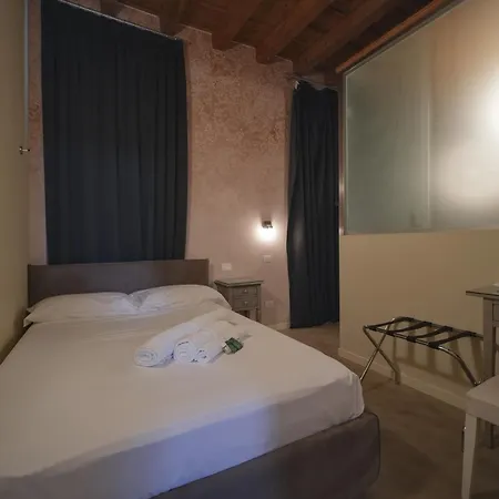 Guest house Palazzo Di Giulietta - Juliet's Palace *